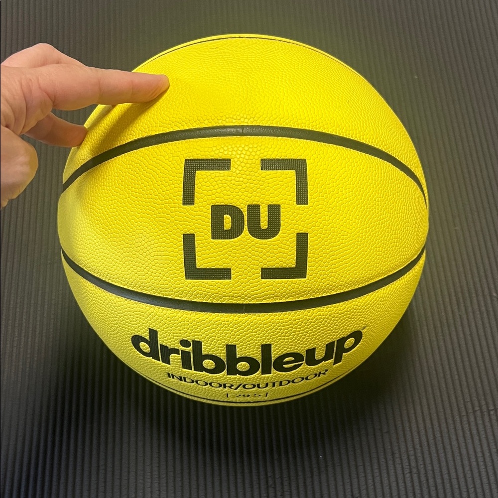 Dribble Up Smart Basketball